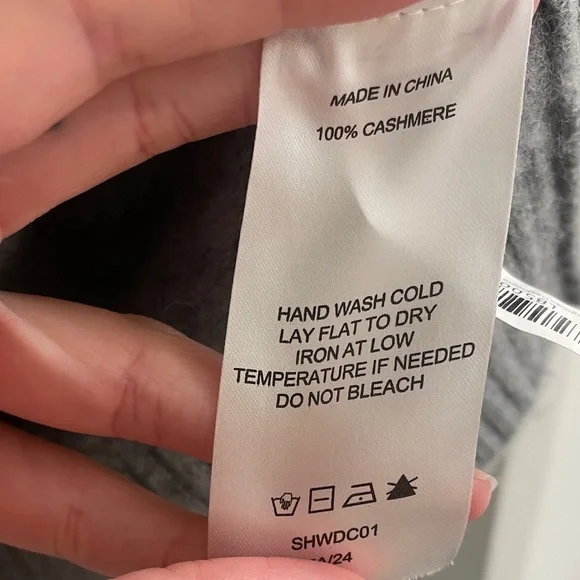 Quince Oversized Gray Crew Neck Sweater - Picture 3 of 6